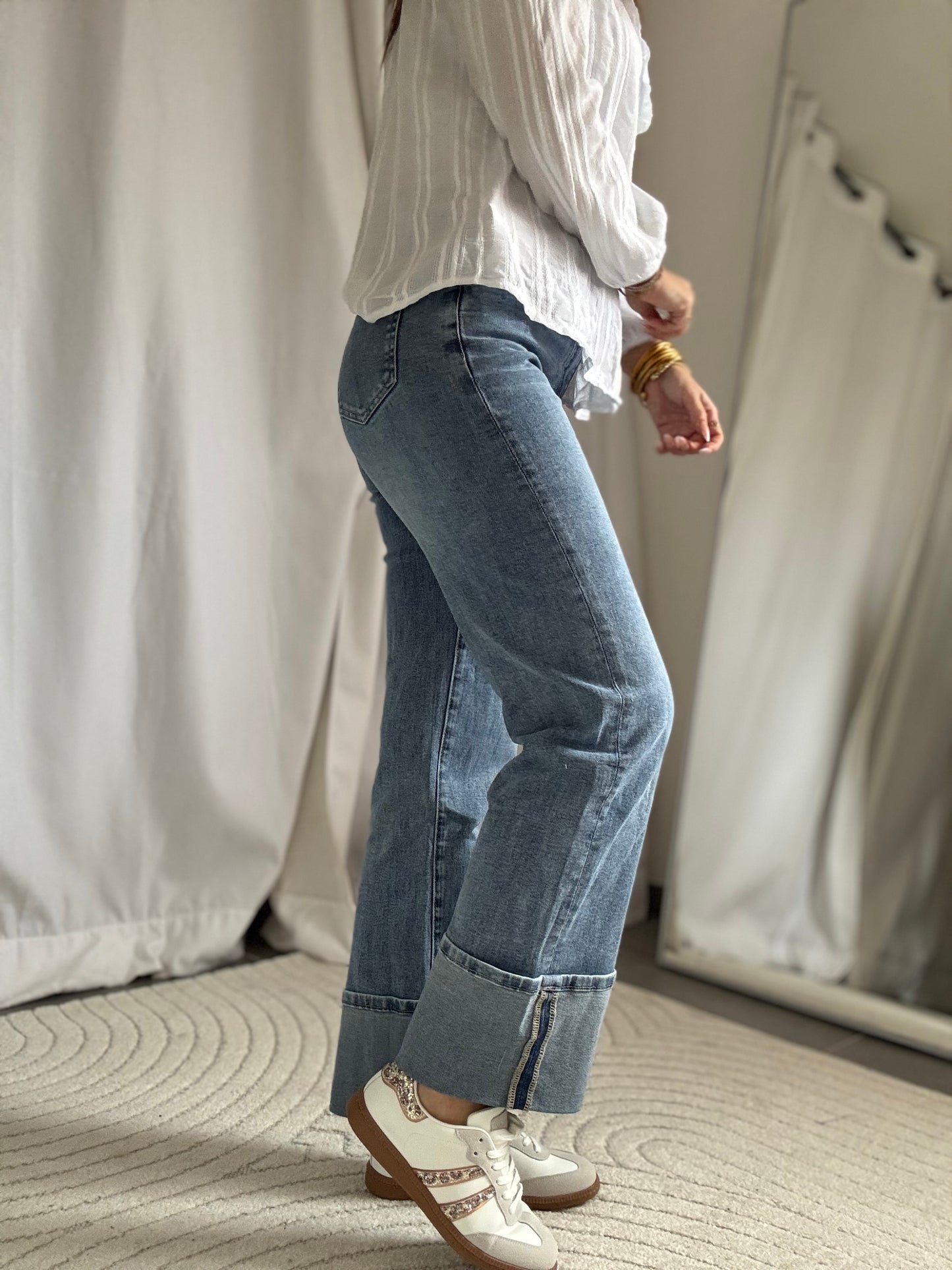 JEANS A REVERS CLAIR