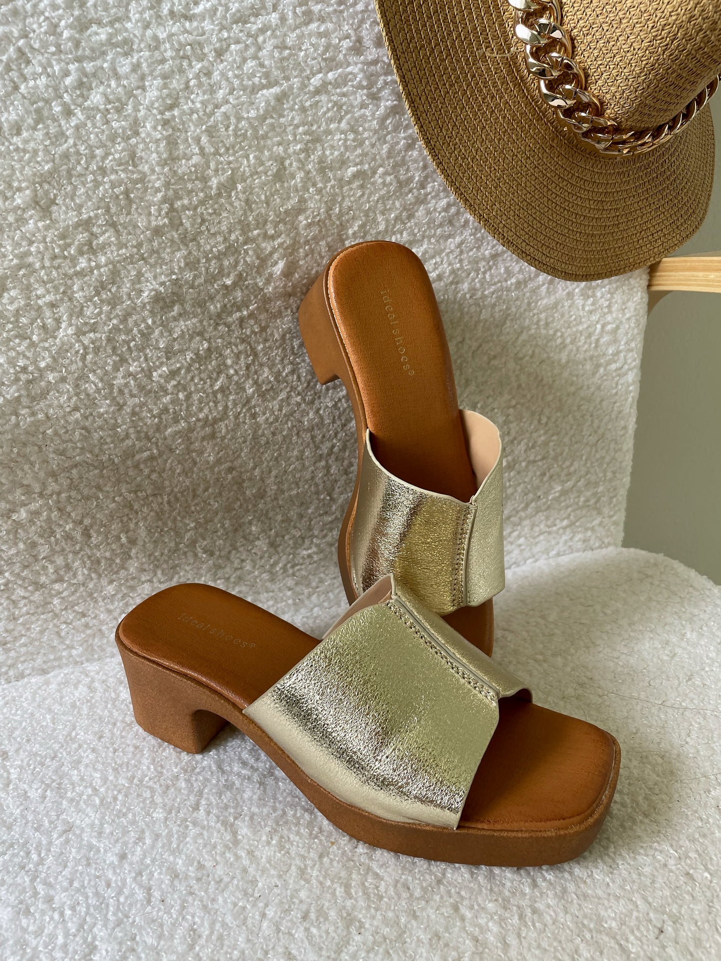 SANDALE GOLD