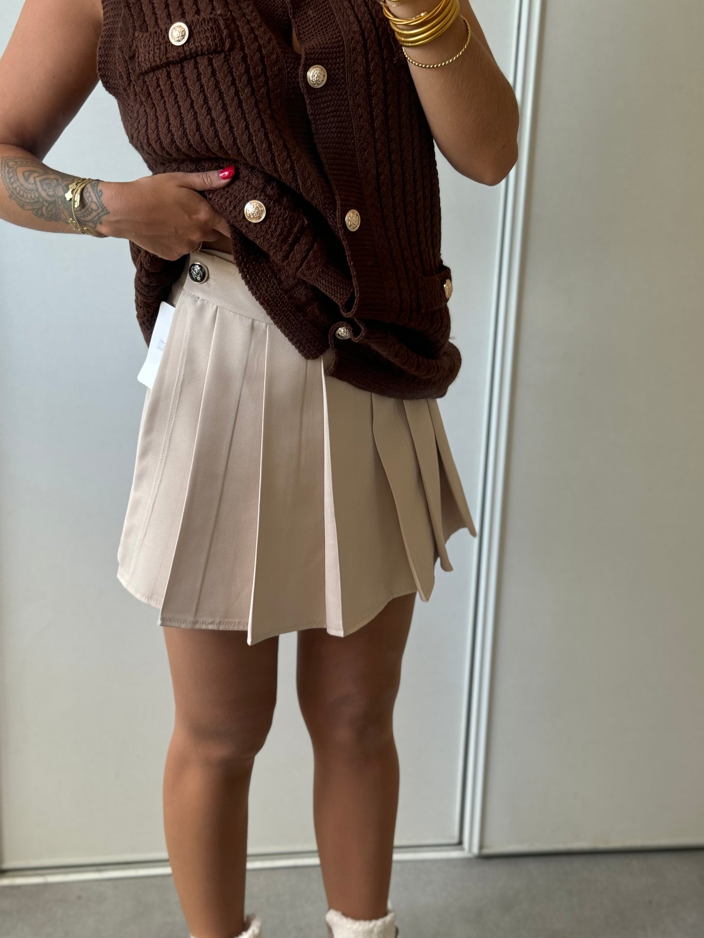 JUPE-SHORT ÉCOLIÈRE BEIGE