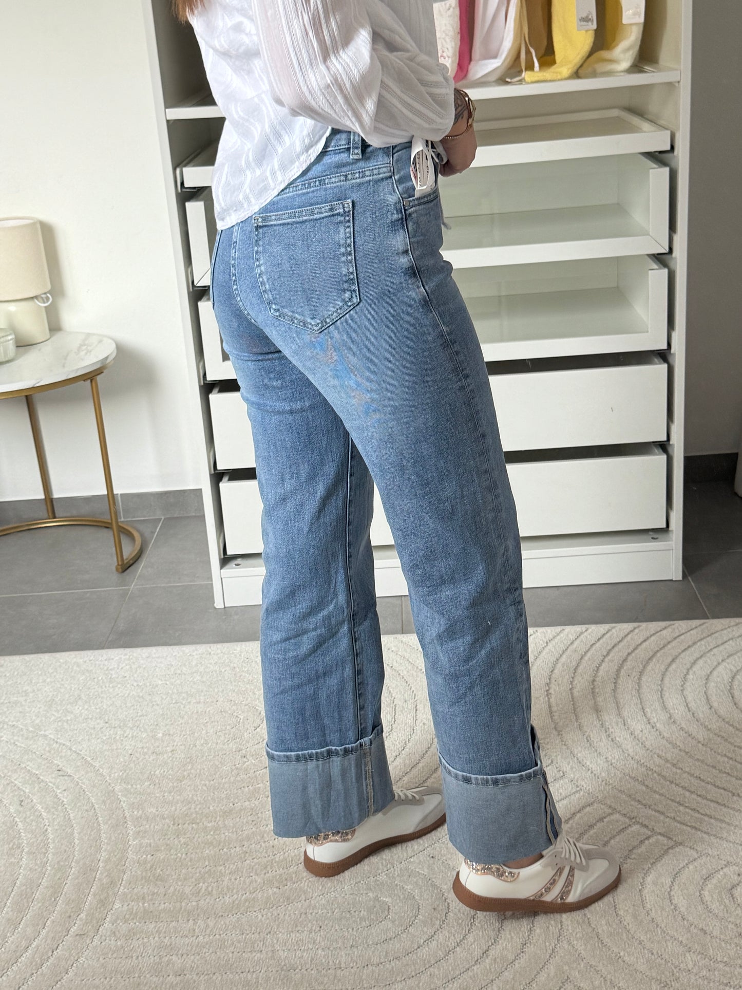 JEANS A REVERS CLAIR