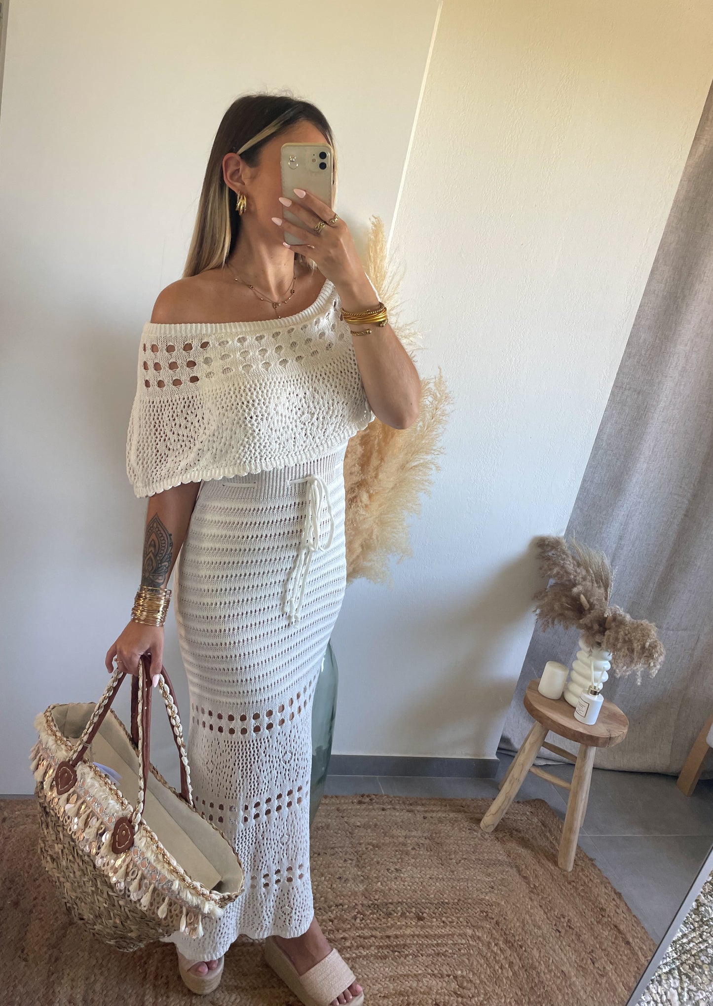 ROBE CROCHET COL BARDOT