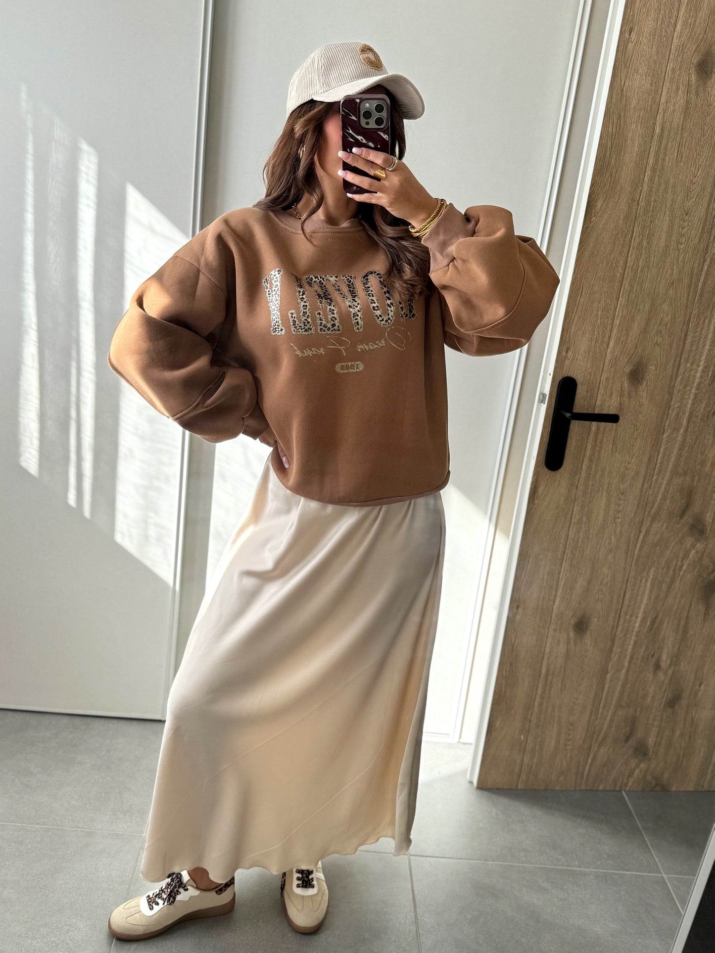 SWEAT LOVELY