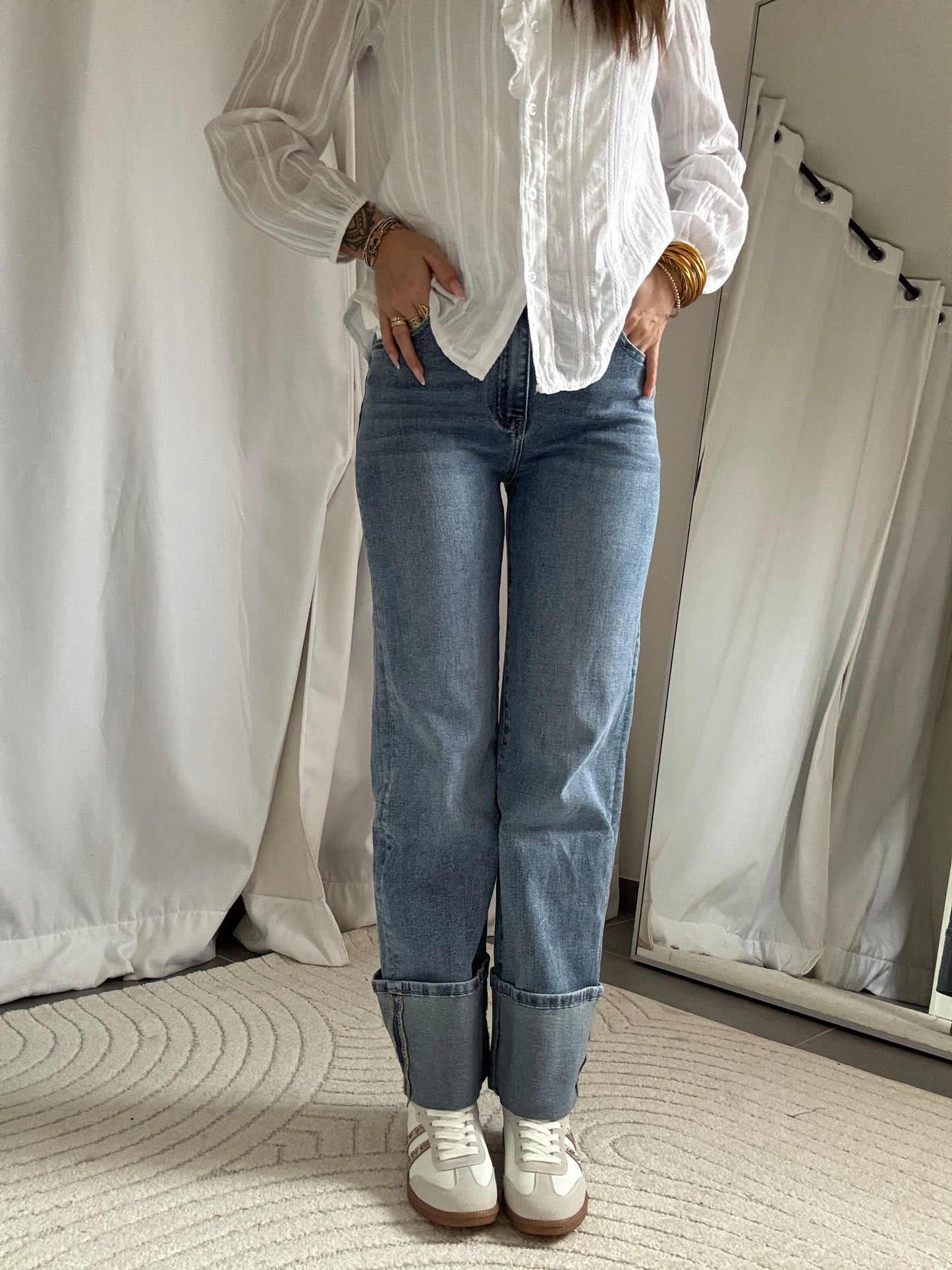 JEANS A REVERS CLAIR
