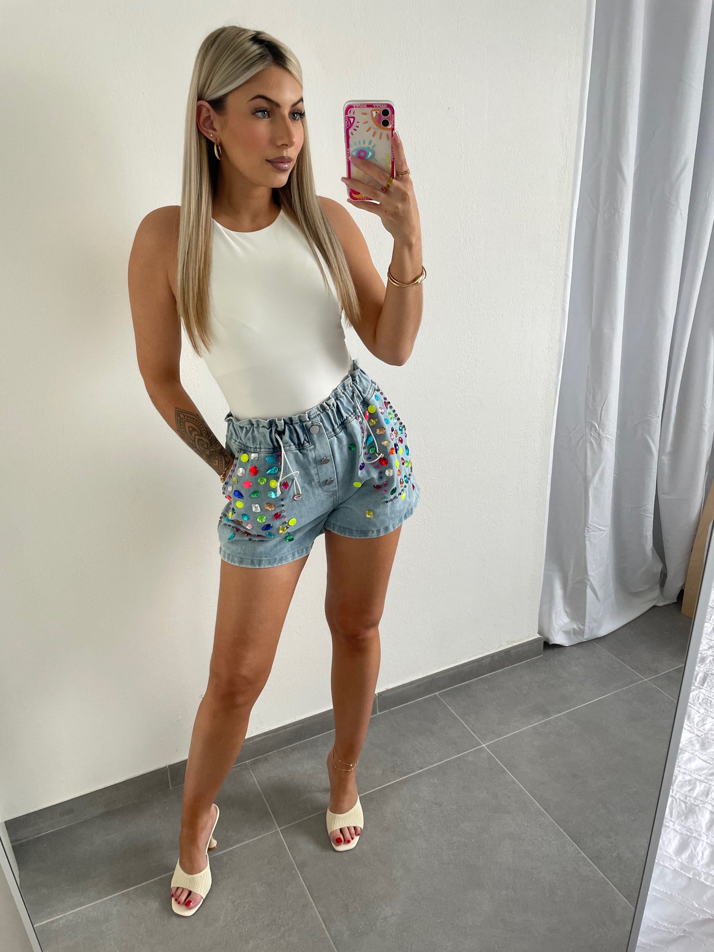 SHORT DIAMOND JEANS