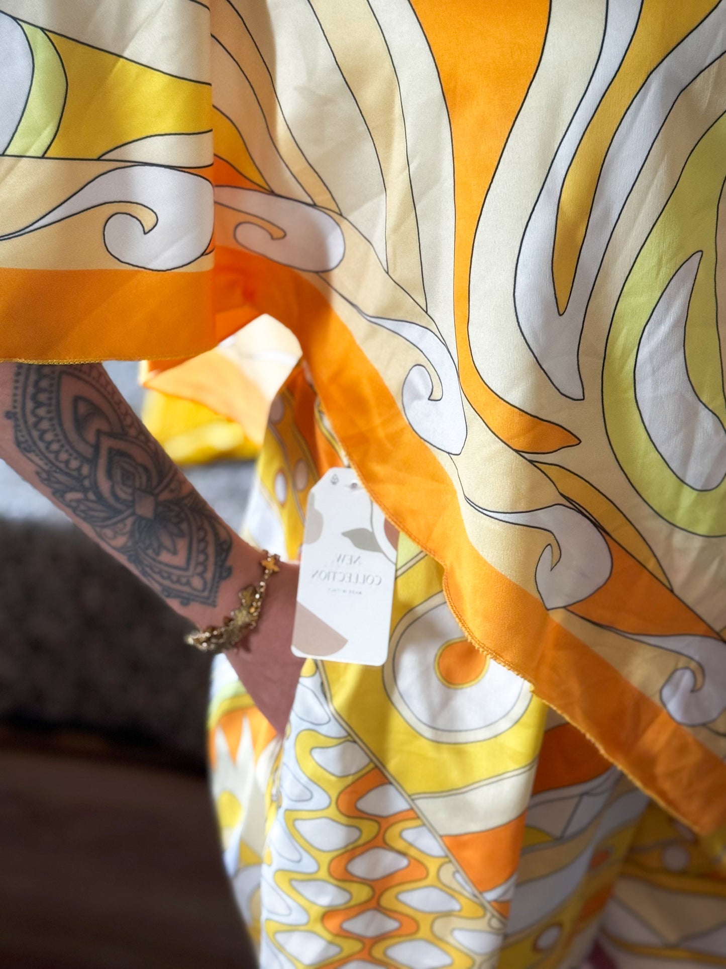 ENSEMBLE PONCHO - JAUNE