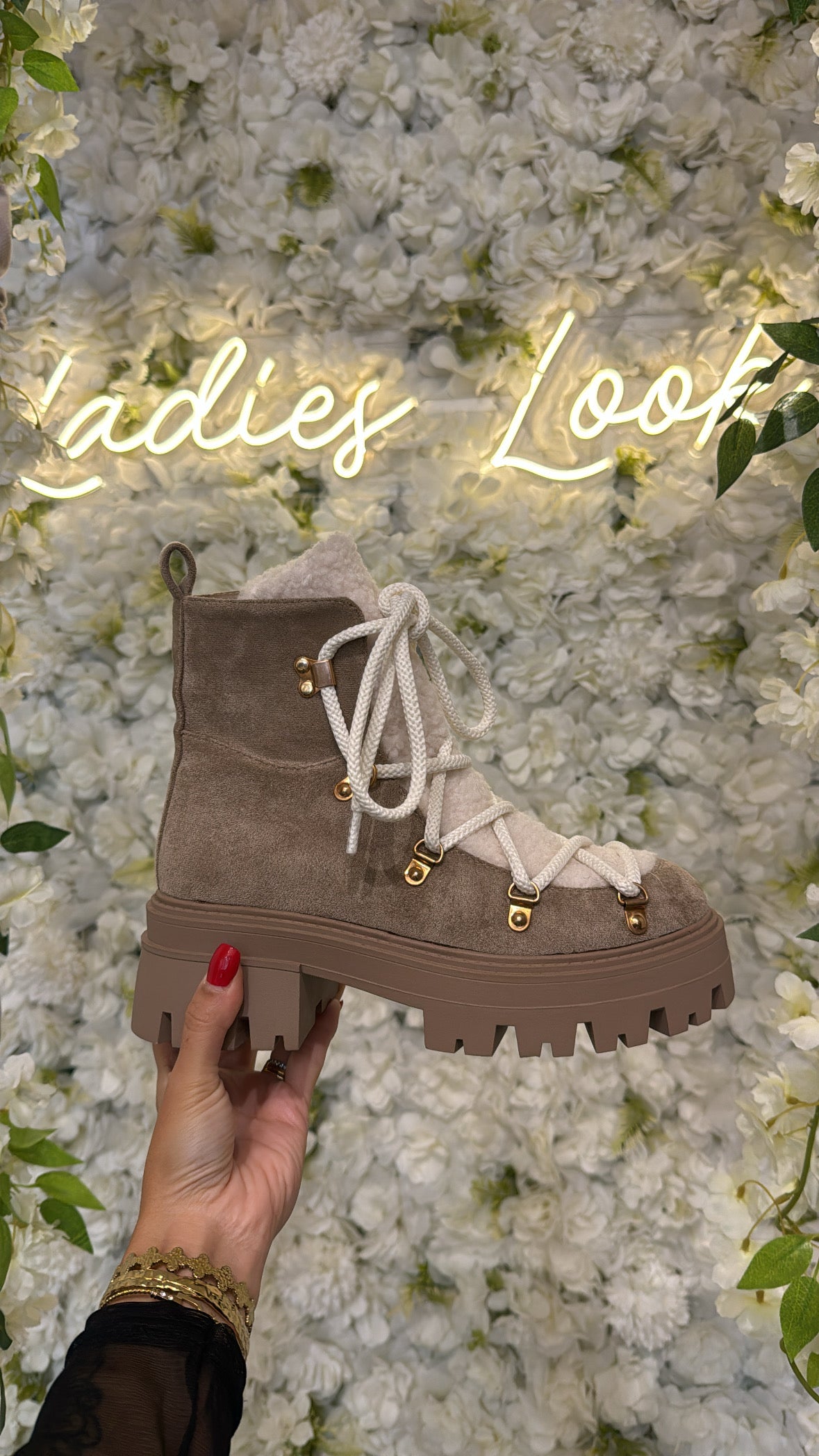 BOTTINES BOUCLETTES