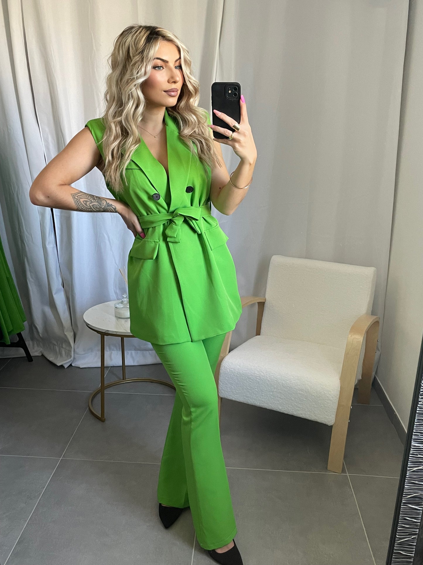 TAILLEUR SANS MANCHES VERT