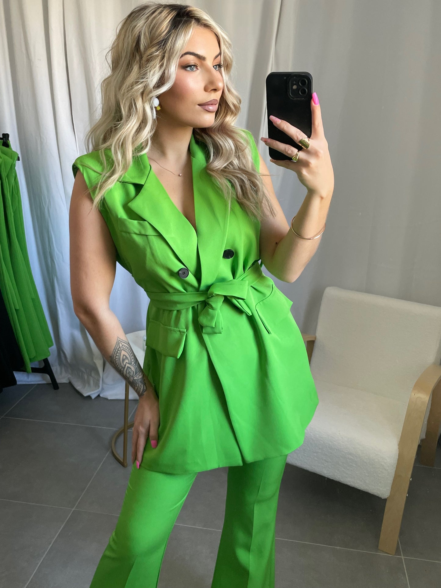 TAILLEUR SANS MANCHES VERT